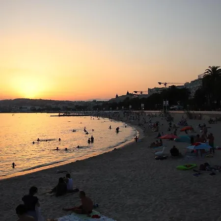 Apartment Miramar Plage Cannes